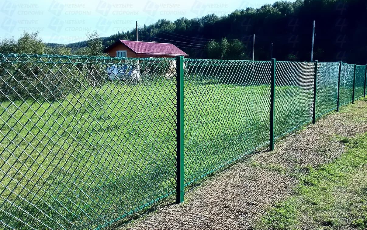Гибкий забор для дачи из сетки Рабица с ПВХ покрытием для склонов и неровного рельефа