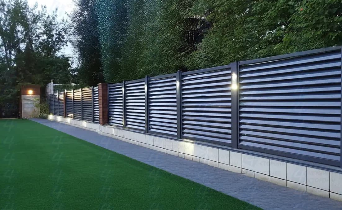 Жалюзийный забор под ключ (алюминий и сталь)