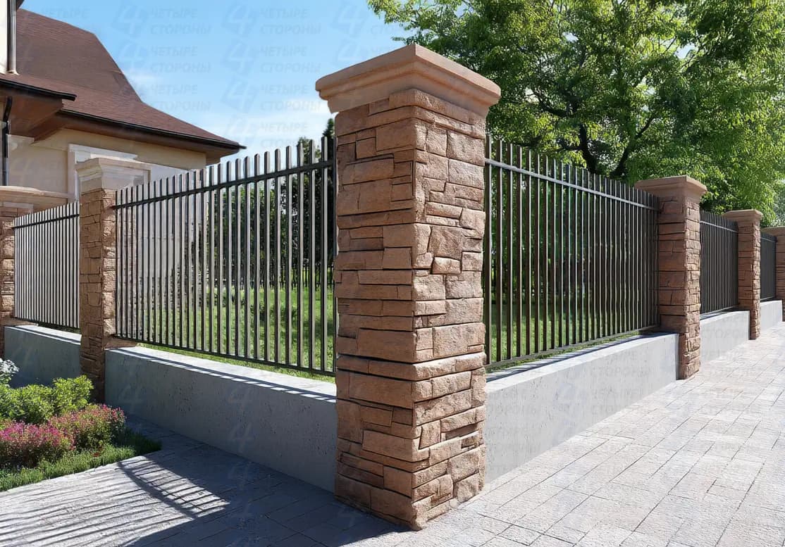 Забор на сваях Люкс с каменными столбами (ж/б сваи + ковка)