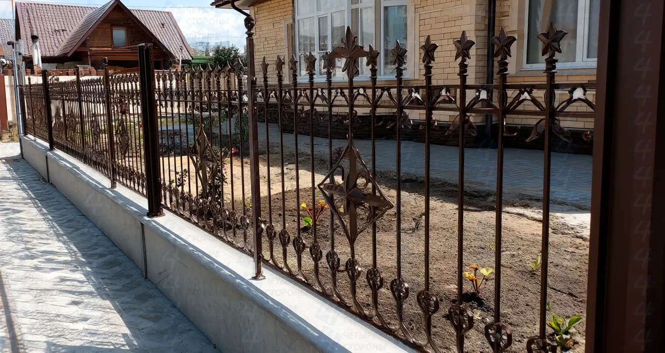 Металлический забор Ранчо с ковкой